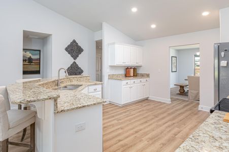 New construction Single-Family house 1809 Praline Dr, Cantonment, FL 32533 plan Plan 2685 - image 10