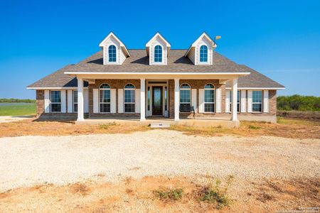 New construction Single-Family house 1141 County Rd 337, Charlotte, TX 78011 - image