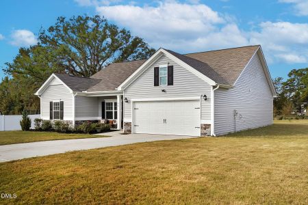 New construction Single-Family house 94 Bonnie Girl Ct, Lillington, NC 27546 - image