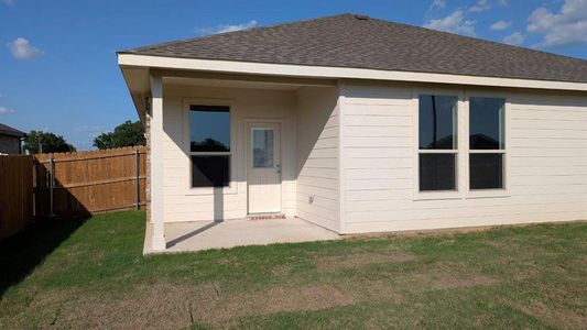 New construction Single-Family house 916 Boll Weevil Dr, Cleburne, TX 76031 plan NATCHEZ - image