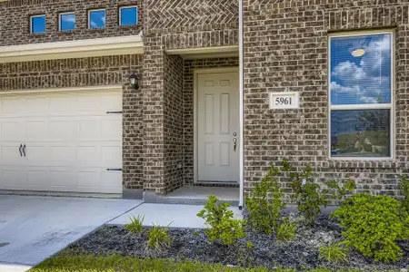 New construction Single-Family house 5961 Halls Lake Lp, Fort Worth, TX 76179 - image