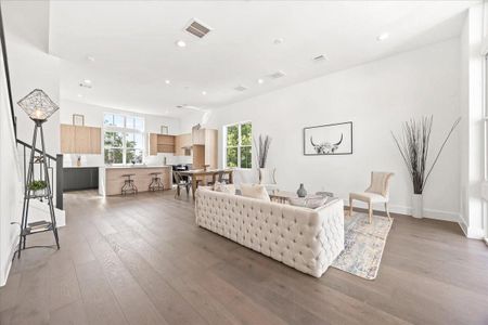 New construction Single-Family house 2855 Decker Pl, Houston, TX 77003 - image 9