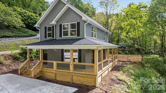 New construction Single-Family house 106 Silverleaf Cir, Unit 39, Maggie Valley, NC 28751 - image