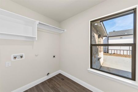 New construction Single-Family house 120 E Southbrook Dr, Glenn Heights, TX 75154 - image 17