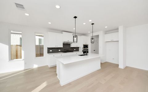 New construction Single-Family house 7314 Prairie Lakeshore Ln, Katy, TX 77493 plan Grinnell - image 5