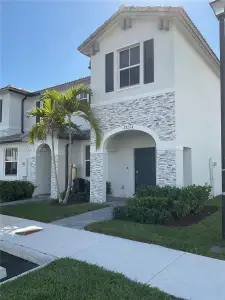 New construction Townhouse house 29224 Sw 162Nd Ct, Homestead, FL 33033 - image