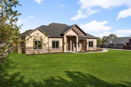 View of front of property with a front lawn