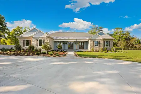 New construction Single-Family house 3955 Se 43Rd Cir, Ocala, FL 34480 - image