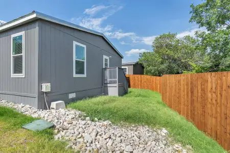 New construction Manufactured Home house 817 Thicket Trl, Granbury, TX 76048 - image