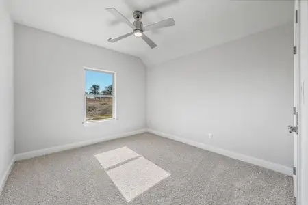 New construction Single-Family house 1064 Uplift Dr, Weatherford, TX 76087 - image 18