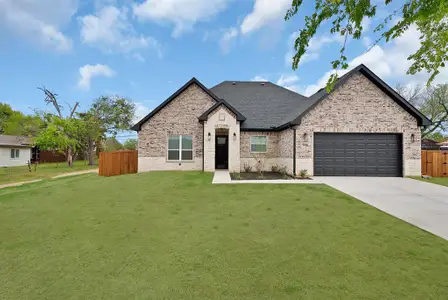 New construction Single-Family house 906 N State St, Decatur, TX 76234 - image