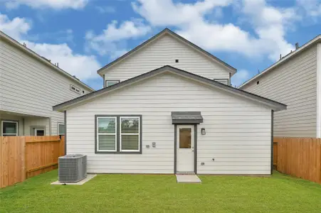 New construction Single-Family house 14215 Aston Pine Dr, Houston, TX 77032 - image 4