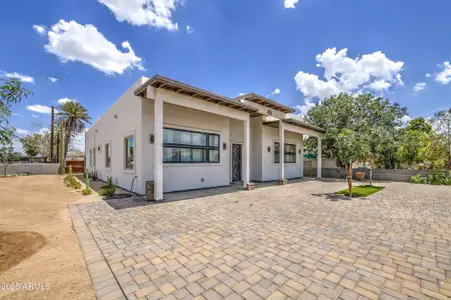 New construction Single-Family house 9005 S Calle Sahuaro, Guadalupe, AZ 85283 - image