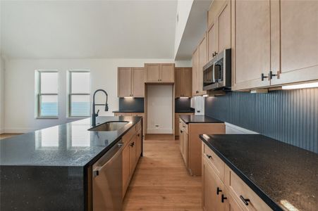 New construction Single-Family house 7606 Victory Reserve St, Houston, TX 77088 - image 16