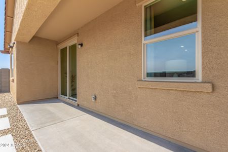 New construction Single-Family house 18252 W Cielo Grande Avenue, Surprise, AZ 85387 - photo 21 21