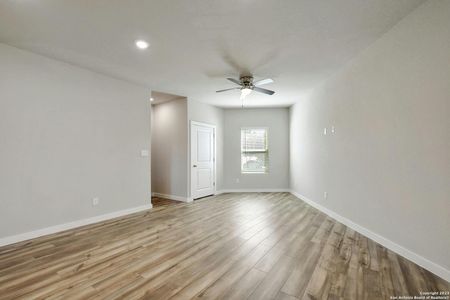 New construction Single-Family house 406 E Laurel, San Antonio, TX 78212 - photo 12 12