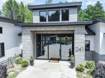 New construction Single-Family house 241 Cape August Pl, Unit 241, Belmont, NC 28012 - image