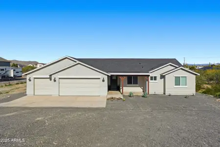 New construction Single-Family house 3984 W Josiah Trl, Queen Creek, AZ 85144 - image