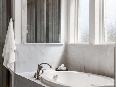 New construction Single-Family house 7104 Prairie Ridge Rd, Argyle, TX 76226 - image 16