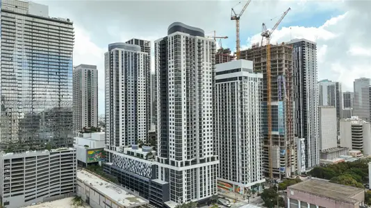 New construction Condo house 11 Ne 6Th, Unit 2013, Miami, FL 33132 - image