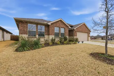 New construction Single-Family house 333 Alice Harney Rd, Burleson, TX 76028 - image