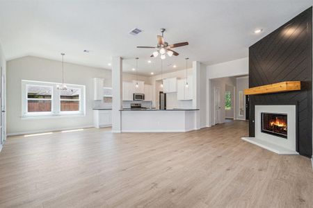 New construction Single-Family house 1414 Rd 66113, Dayton, TX 77535 null- photo 10 10
