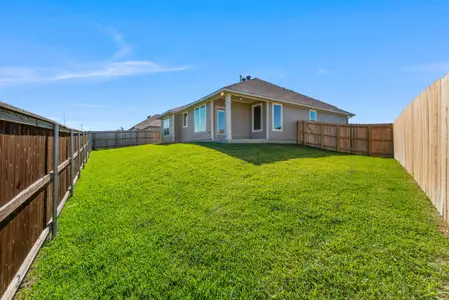 New construction Single-Family house 1456 Lake Ridge Dr, Brenham, TX 77833 - image