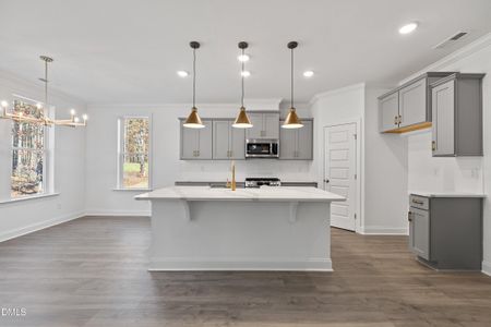 New construction Single-Family house 62 W Victoria Ridge Dr W, Selma, NC 27576 - image 5