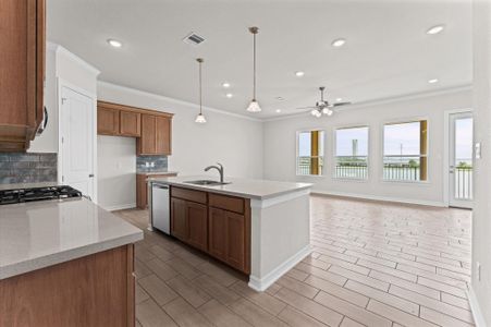 New construction Townhouse house 35 Armand Shore Dr, Pasadena, TX 77058 - image 7