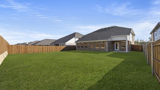 New construction Single-Family house 1632 Elle Ln, Aubrey, TX 76227 plan Sequoia II - image 4