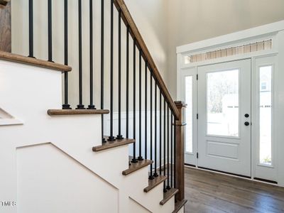 003-1280x960-entry-foyer