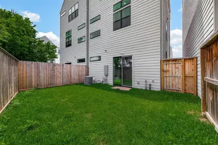 New construction Single-Family house 2855 Decker Pl, Houston, TX 77003 - image 4