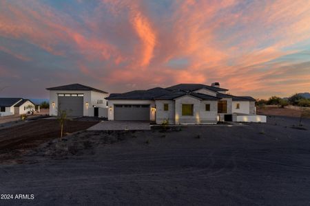 New construction Single-Family house 601 E Amber Sun Dr, Phoenix, AZ 85331 3794- photo 0