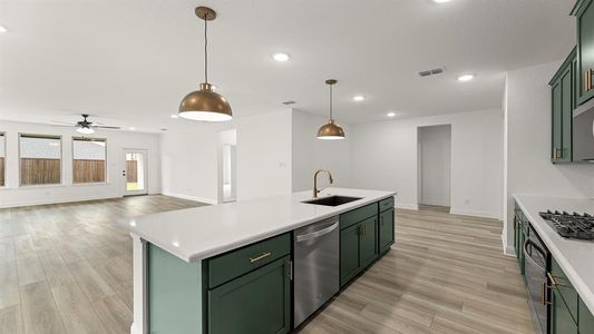 New construction Single-Family house 1915 Bobbin Mill Ln, Forney, TX 75126 plan Rowan - image 6