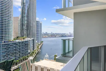 New construction Condo house 77 Se 5Th St, Unit 2205, Miami, FL 33131 - image