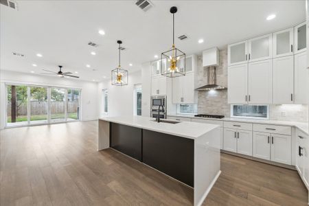 New construction Single-Family house 818 E 24Th St, Houston, TX 77009 - image 7