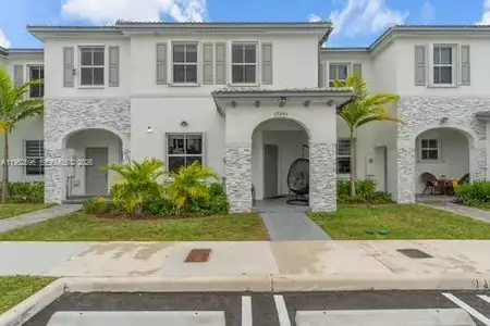 New construction Townhouse house 29245 Sw 162Nd Ct, Homestead, FL 33033 - image