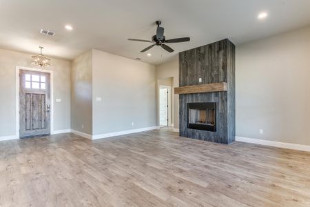 New construction Single-Family house 200 Sarra Ln, Poolville, TX 76487 plan Cypress Court House - image 15