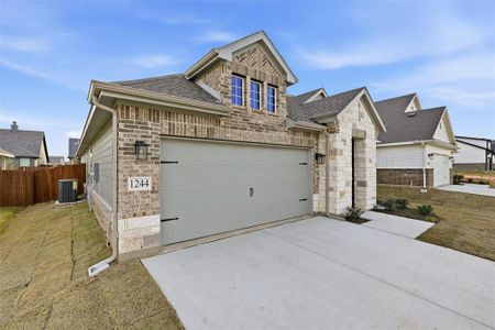 New construction Single-Family house 1244 Sabine River Ln, Springtown, TX 76082 plan San Gabriel II - image