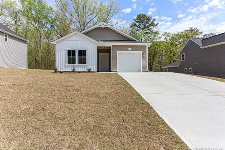 New construction Single-Family house 5116 Tyndall Dr, Sanford, NC 27330 plan Vantage - image