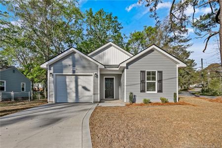 New construction Single-Family house 2003 Poinciana Ln, Fayetteville, NC 28306 - image