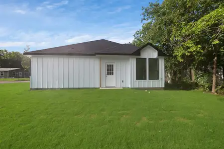 New construction Single-Family house 2902 Walnut St, Greenville, TX 75401 - image