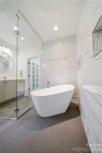 New construction Single-Family house 719 Charles Ave, Charlotte, NC 28205 - image 15