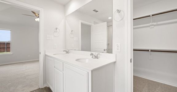 New construction Single-Family house 1806 Apache Cir, Cleburne, TX 76033 plan Lincoln - image 16