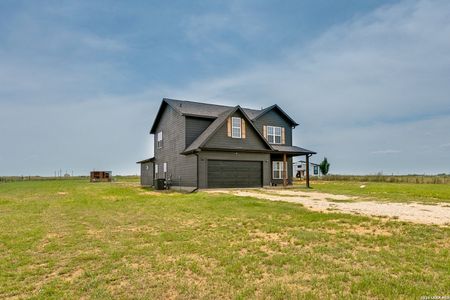 New construction Single-Family house 500 County Rd 2645, Moore, TX 78057 - image