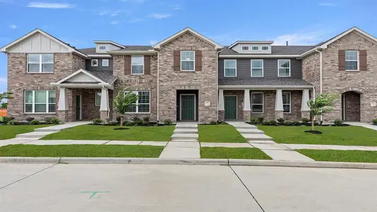 New construction Townhouse house 1894 Indigo Ln, Unit 15, Heartland, TX 75114 - image