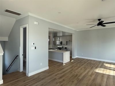 New construction Single-Family house 3367 Yellowstone Blvd, Houston, TX 77021 - image 4