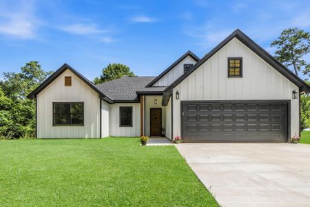 New construction Single-Family house 162 Holly Crst, Livingston, TX 77351 - image
