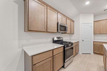 River Ridge by Imagination Homes in Crandall - image 10