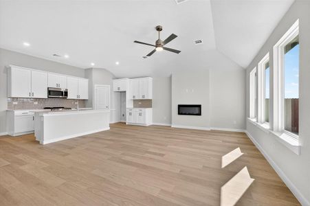 New construction Single-Family house 2220 Trailside Dr, Sherman, TX 75092 plan The Amherst - image 15